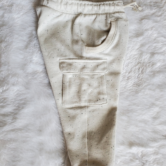 SOLD ON MERC - Picture 5 of 12